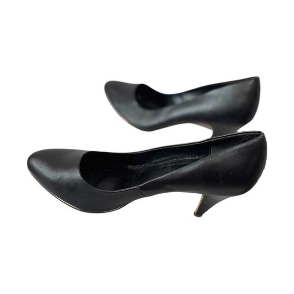 Classic Black Pumps - Size 9 Medium Width- 2 inch Heel - Picture 8 of 8